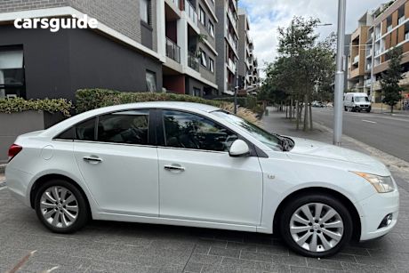 White 2014 Holden Cruze Sedan Cdx