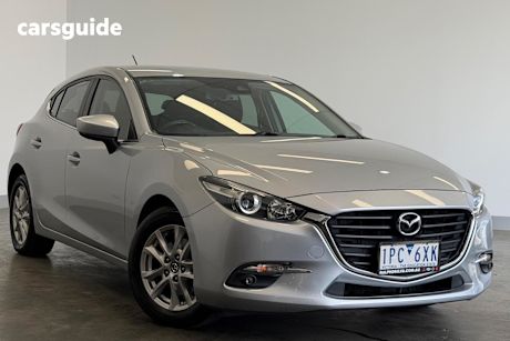Silver 2018 Mazda 3 Hatchback Maxx Sport
