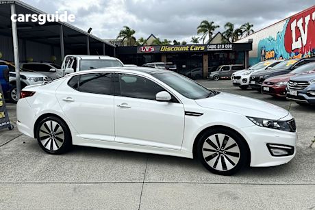 White 2012 Kia Optima Sedan Platinum