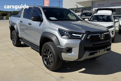 2023 Toyota Hilux Double Cab Pick Up Rogue (4X4) 6 Speaker