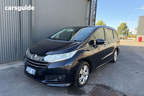 Black 2016 Honda Odyssey Wagon Vti