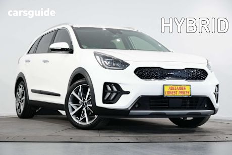 White 2021 Kia Niro Wagon Hev Sport (Hybrid)