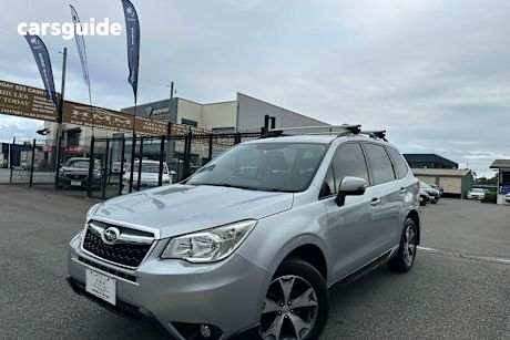 Silver 2015 Subaru Forester Wagon 2.5I