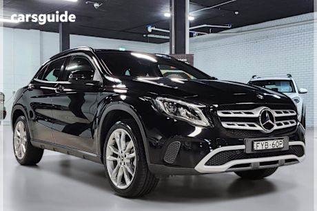 Purple 2019 Mercedes-Benz GLA180 Wagon