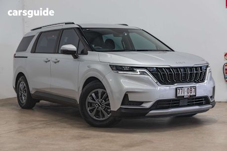 Silver 2022 Kia Carnival Wagon S