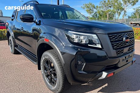 Black 2025 Nissan Navara Dual Cab Pick-up Pro-4X (4X4)