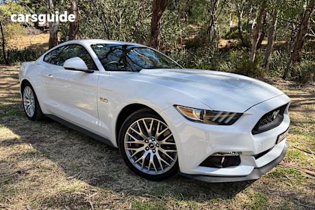 White 2016 Ford Mustang Coupe Fastback Gt 5.0 V8