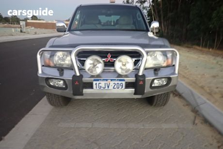 Silver 2002 Mitsubishi Pajero Wagon Gls Lwb (4X4)