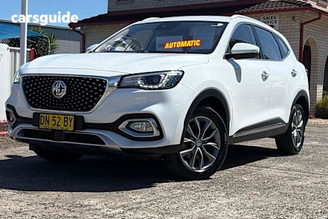 White 2022 MG HS Wagon Vibe