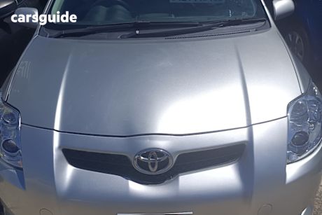 Silver 2008 Toyota Corolla Hatchback Ascent