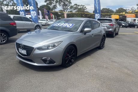 Silver 2014 Mazda 3 Hatchback Sp25