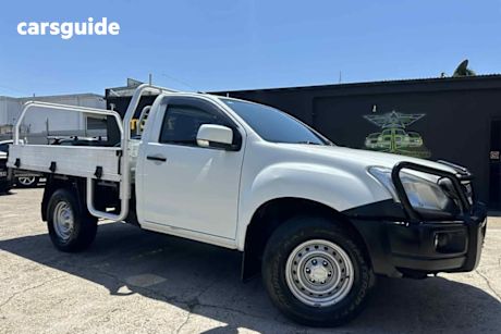 White 2017 Isuzu D-MAX Cab Chassis Sx (4X4)