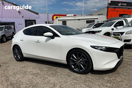 White 2019 Mazda 3 Hatchback G20 Touring