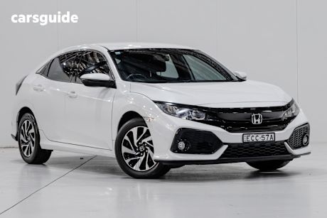 White 2019 Honda Civic Hatchback Vti-S