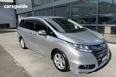 Silver 2019 Honda Odyssey Wagon Vti