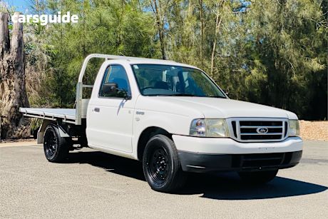 White 2005 Ford Courier Cab Chassis Gl