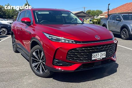 Red 2025 MG HS Wagon Essence