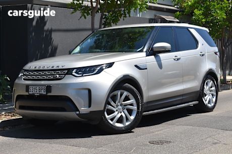 Silver 2017 Land Rover Discovery Wagon Td6 Hse