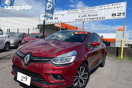 Red 2017 Renault Clio Hatchback Intens