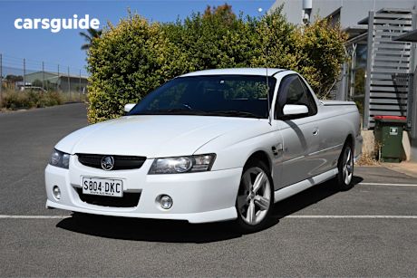 White 2005 Holden Commodore Utility Ss
