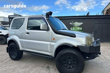 Silver 2005 Suzuki Jimny Wagon Jx (4X4)