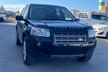 Black 2010 Land Rover Freelander 2 Wagon Se (4X4)
