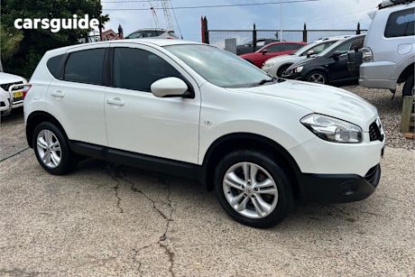 Silver 2014 Nissan Dualis Wagon St (4X2)