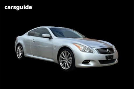 Silver 2008 Nissan Skyline Coupe 370Gt