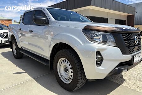 Silver 2023 Nissan Navara Dual Cab Pick-up Sl (4X4)