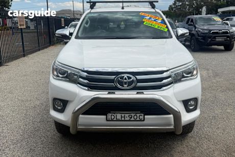 White 2016 Toyota Hilux Dual Cab Utility Sr5 (4X4)