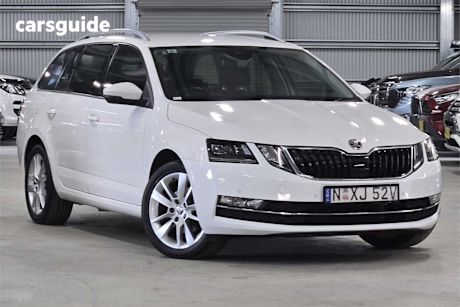 White 2018 Skoda Octavia Wagon 110 Tsi