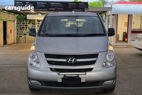 Silver 2012 Hyundai Imax Wagon