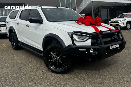 White 2023 Isuzu D-MAX Crew Cab Utility Ls-U+ (4X4)