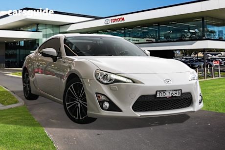 White 2015 Toyota 86 Coupe Gts