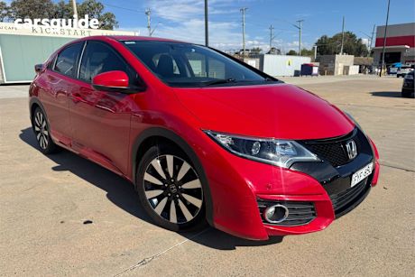 Red 2015 Honda Civic Hatchback Vti-Ln