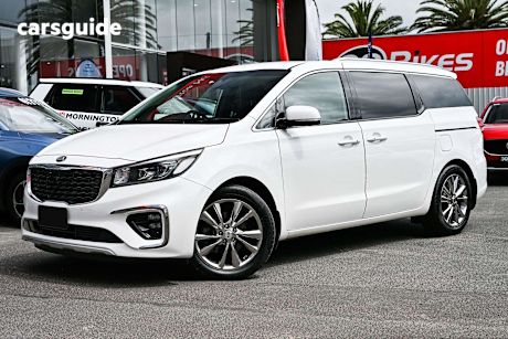 White 2019 Kia Carnival Wagon Platinum