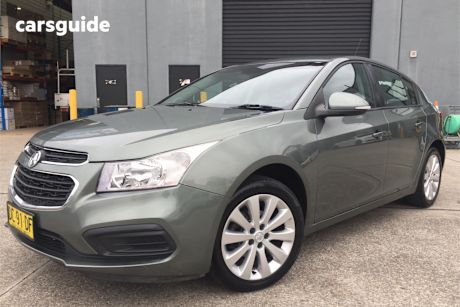 Grey 2016 Holden Cruze Hatchback Equipe