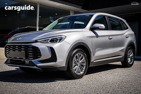 Silver 2025 MG ZS Wagon Vibe Turbo