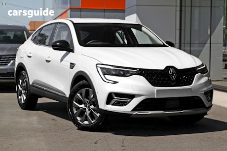 White 2025 Renault Arkana Coupe Evolution