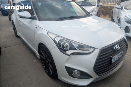 White 2016 Hyundai Veloster Coupe Sr Turbo