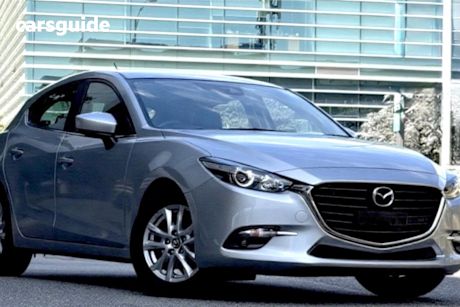 Silver 2017 Mazda 3 Hatchback Maxx
