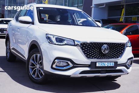 White 2022 MG HS Wagon Vibe