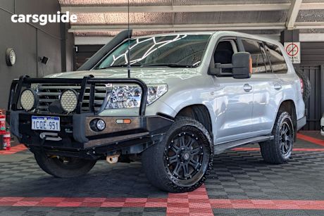 Silver 2007 Toyota Landcruiser Wagon Sahara (4X4)