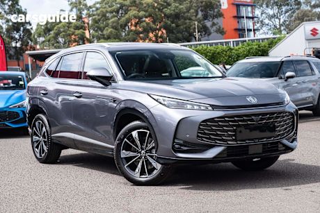 Grey 2025 MG HS Wagon Essence