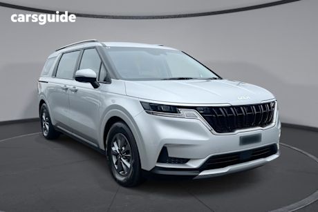 Silver 2023 Kia Carnival Wagon S