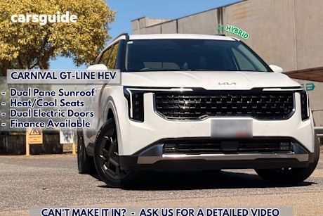 White 2024 Kia Carnival Wagon Gt-Line Hev