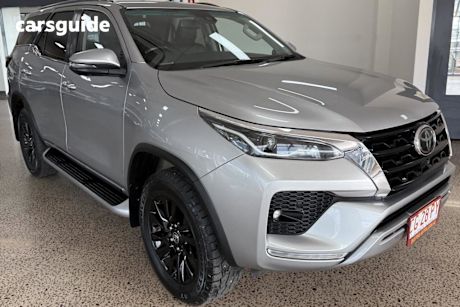 Silver 2022 Toyota Fortuner Wagon Crusade