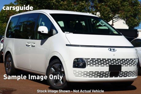 White 2024 Hyundai Staria Wagon Elite