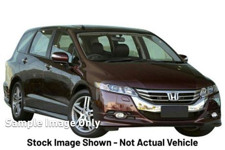 Grey 2013 Honda Odyssey Wagon Luxury
