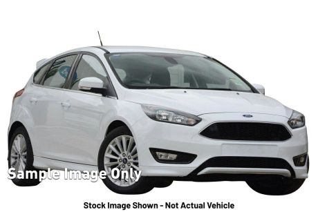 White 2016 Ford Focus Hatchback Sport